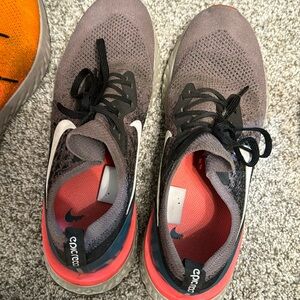 Nike flyknit epic react